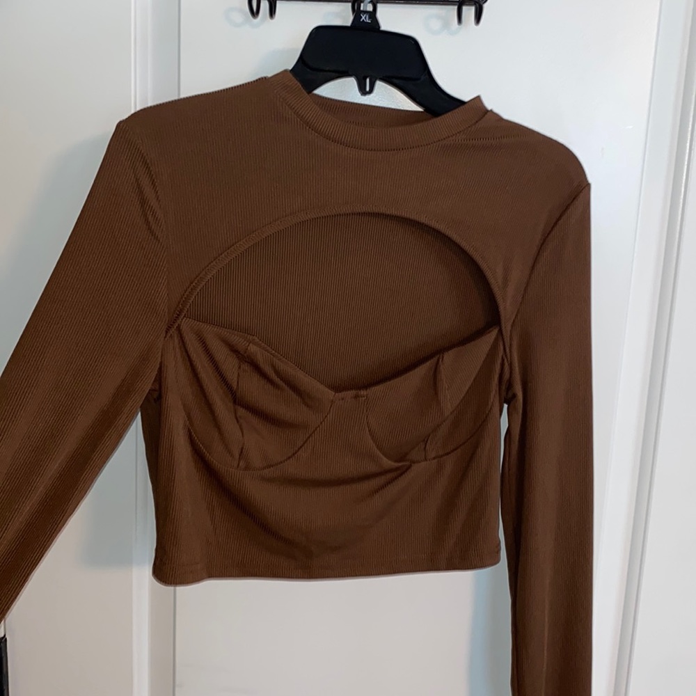Women’s long sleeve shirt Size: Large